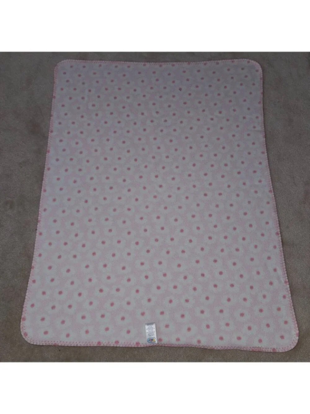 Baby Connection Pink White Floral Fleece Baby Blanket 30x40 Flowers